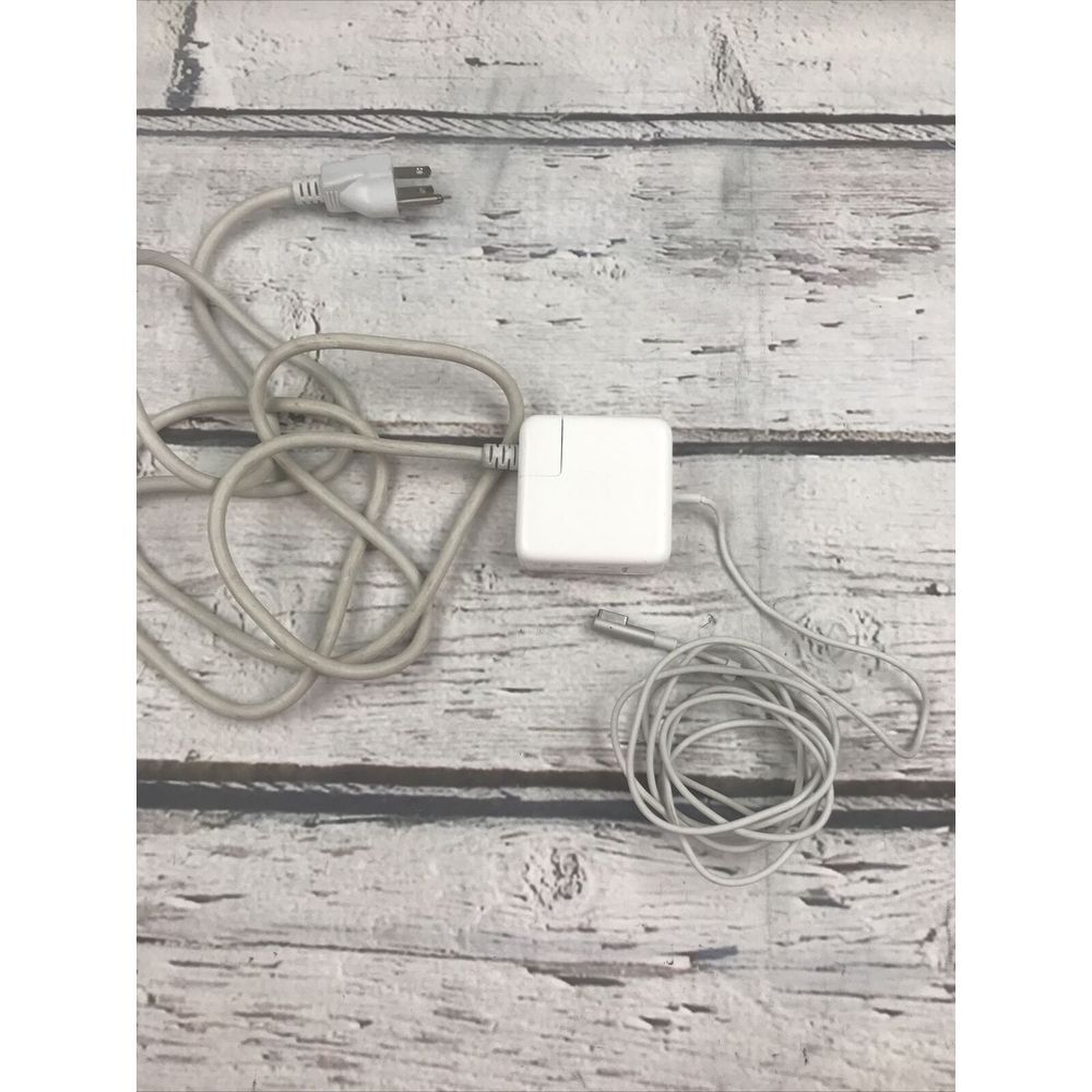 Genuine OEM‎ Apple A1374 45W Magsafe Power Adapter Good Shape Working